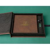 皮革精裝小禮盒-USB款6x6吋（方形）